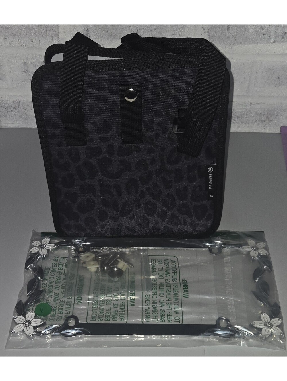 1 Daisy With Rhinestones License Plate Frame 1 Leopard Print Trash Bin Foldable